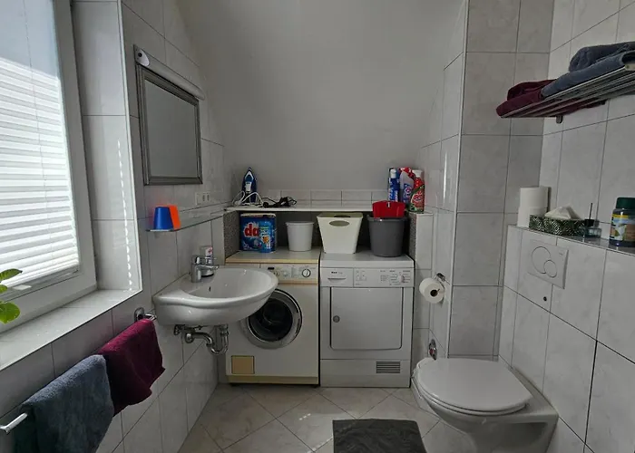 Solaris 53qm Netflix Glasfaser 76771 דירה